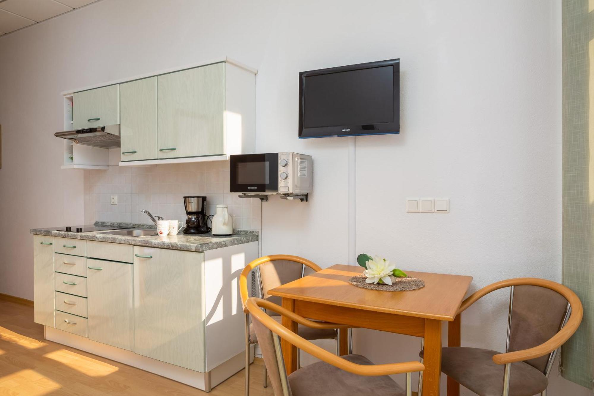 Ruza Apartma Makarska