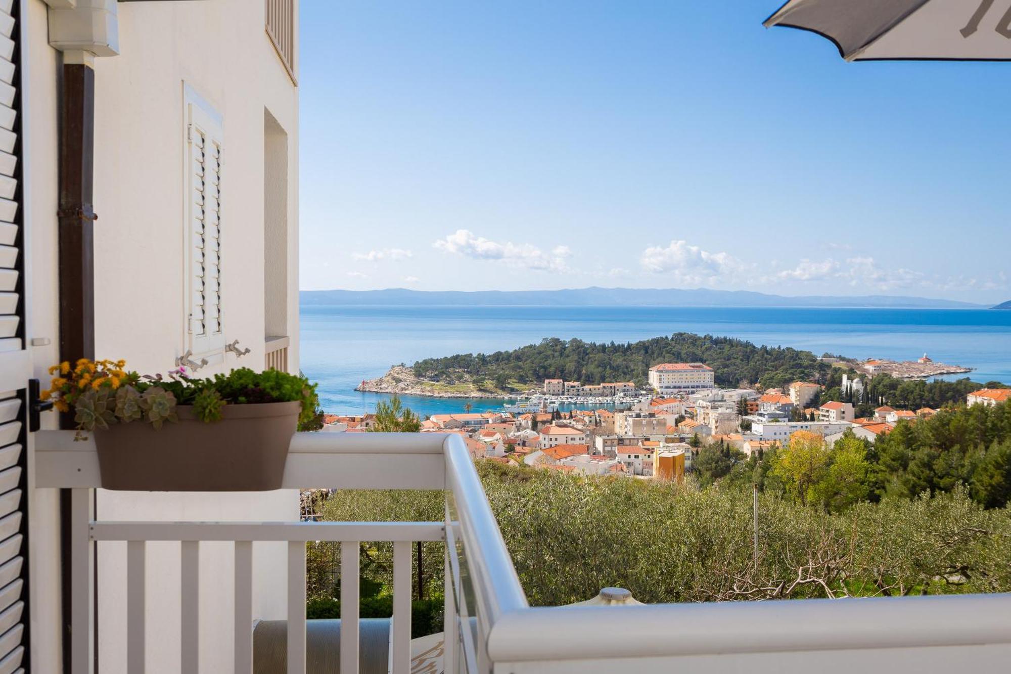 Ruza Makarska