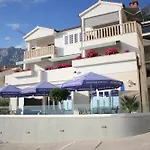 Villa Ruza
